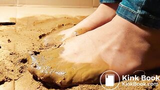 Asian jeans Pantyhose slow Motion 1