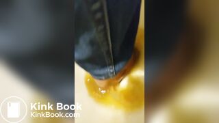 Asian Wash her shitty Pantyhose