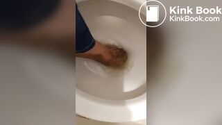 Asian Wash her shitty Pantyhose