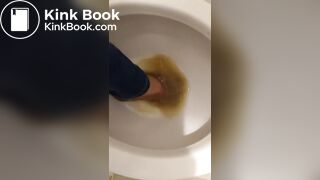 Asian Wash her shitty Pantyhose