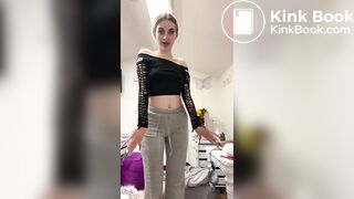 Jerkoff meat sexy hoe Eliona