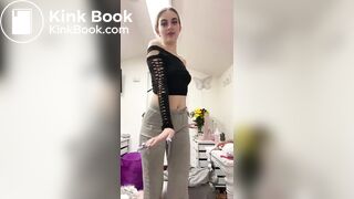 Jerkoff meat sexy hoe Eliona