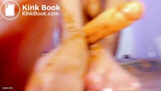 Nasty girl pooping and smearing on cam