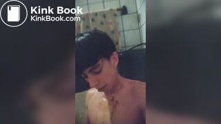 Scat Twink - Twink Cagando orinandose y eyaculando