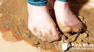 ready to go out gunky box Pantyhose bitch