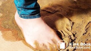 ready to go out gunky box Pantyhose bitch