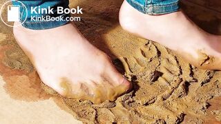 ready to go out gunky box Pantyhose bitch