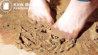 ready to go out gunky box Pantyhose bitch