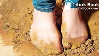 ready to go out gunky box Pantyhose bitch