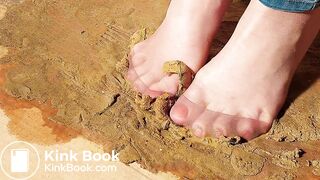 ready to go out gunky box Pantyhose bitch