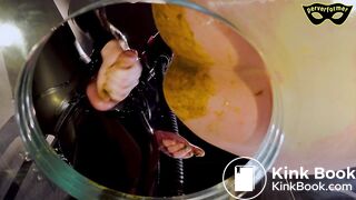 Scat Couple Has Fun on the Glass Toilet Above You