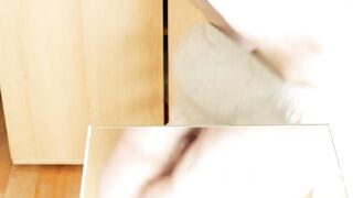 Ass poops on the mirror