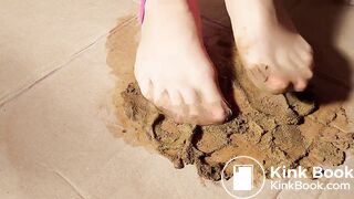 Very Gunky feet Asian in pantyhose dr Scholl's