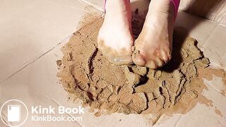 Stupid Asian Gunky Box Nylons Stuck slowMotion