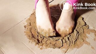 Stupid Asian Gunky Box Nylons Stuck slowMotion