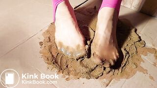 Stupid Asian Gunky Box Nylons Stuck slowMotion