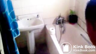 shit smearing & tasting