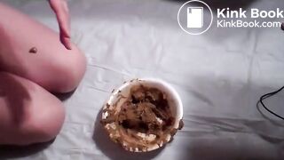 Mature Bowl Shitting and Eating