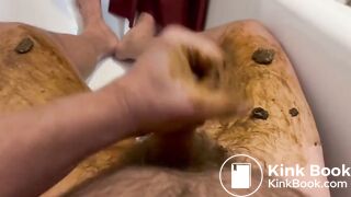 Jerking with Shit in the Bathtub