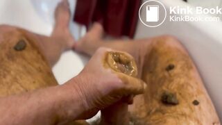 Jerk and Cum with Shit in the Bathtub