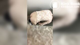 Beautiful women pooping in the toilet 74