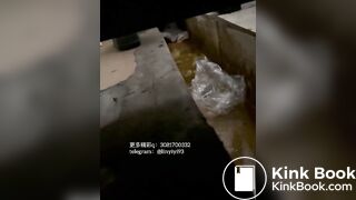 Beautiful women pooping in the toilet 74