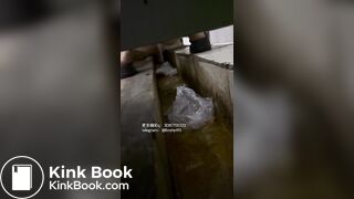 Beautiful women pooping in the toilet 74