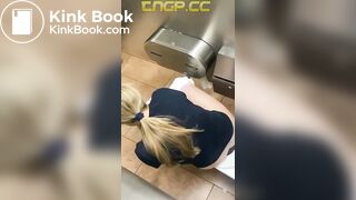 Hot Pots Of Brown III