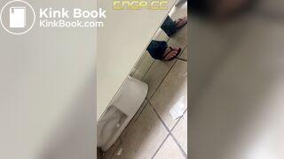 Hot Pots Of Brown III