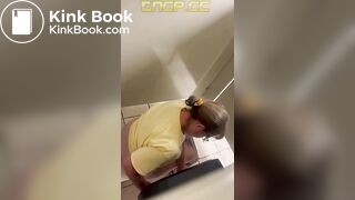 Hot Pots Of Brown III