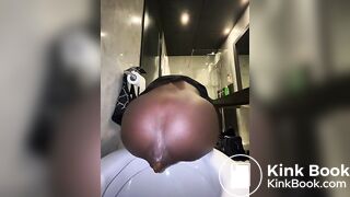 Ebony Pushes Turd With All Her Might