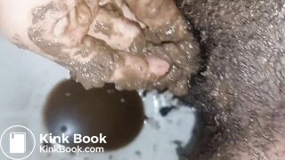 shitty pussy orgasm on toilet