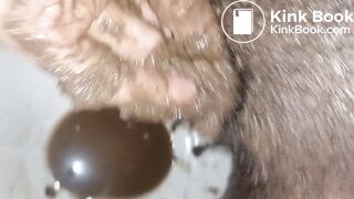 shitty pussy orgasm on toilet