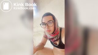 Hijabi Trans Girl Scat Femdom Show
