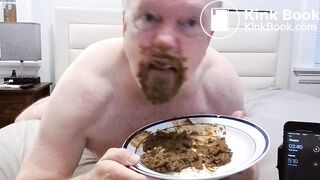 Shit eater Mike licking his shitpile for 5 minutes