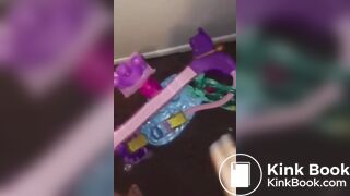 Best mother piss all over in the room!! Piss Marki