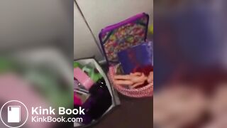 Best mother piss all over in the room!! Piss Marki