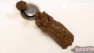 Moaning During Ass-Stretching Shit