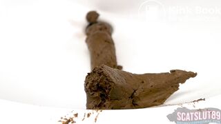 Moaning During Ass-Stretching Shit