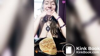 Poop bulking food dine n dump