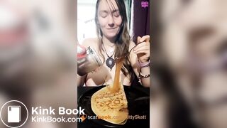 Poop bulking food dine n dump