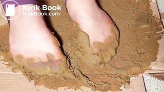 nyloned asian play dirty dog scat gunky feets