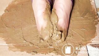 nyloned asian play dirty dog scat gunky feets