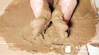 nyloned asian play dirty dog scat gunky feets