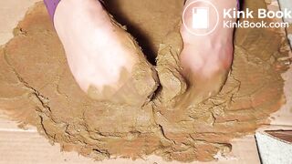 nyloned asian play dirty dog scat gunky feets