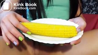 How to eat scat corn( messy anal)