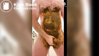 guy smears shit and jerks off