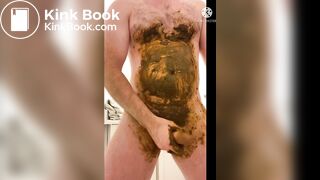 guy smears shit and jerks off
