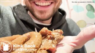 guy shits and eats it, with photos