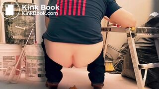 American Patriot Takes a Husky Shit in the Garage